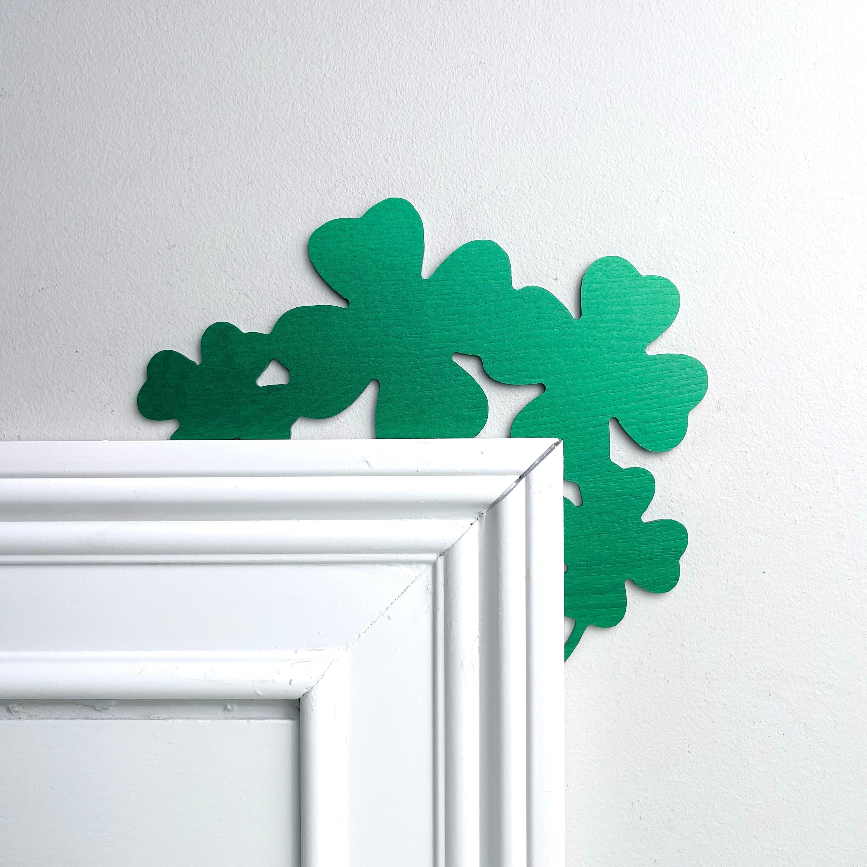 4 Leaf Clovers Door Topper