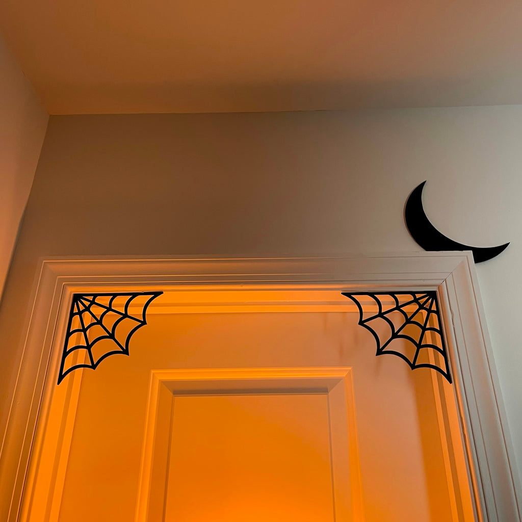 Corner Spider Web Door Decor