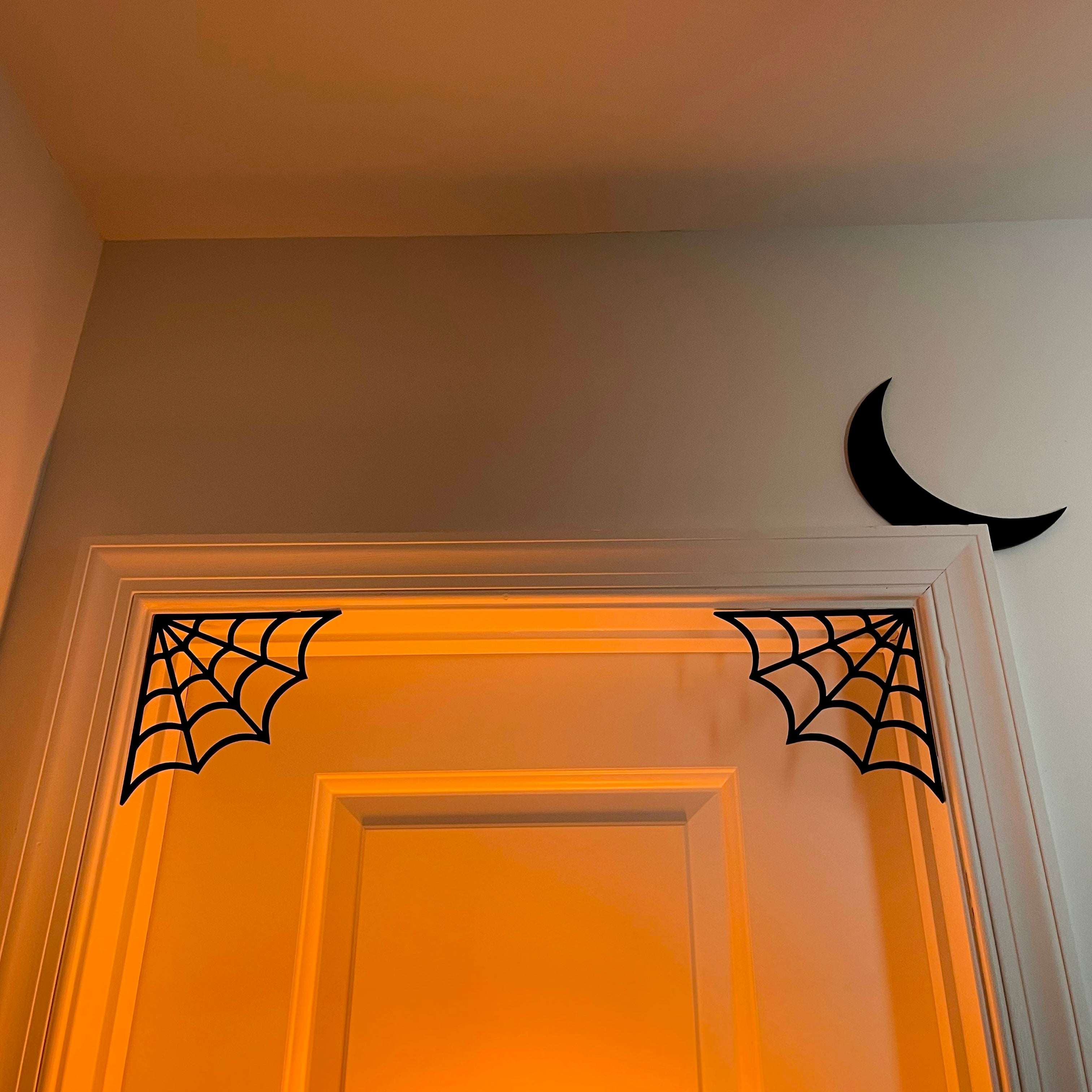Corner Spider Web Door Decor