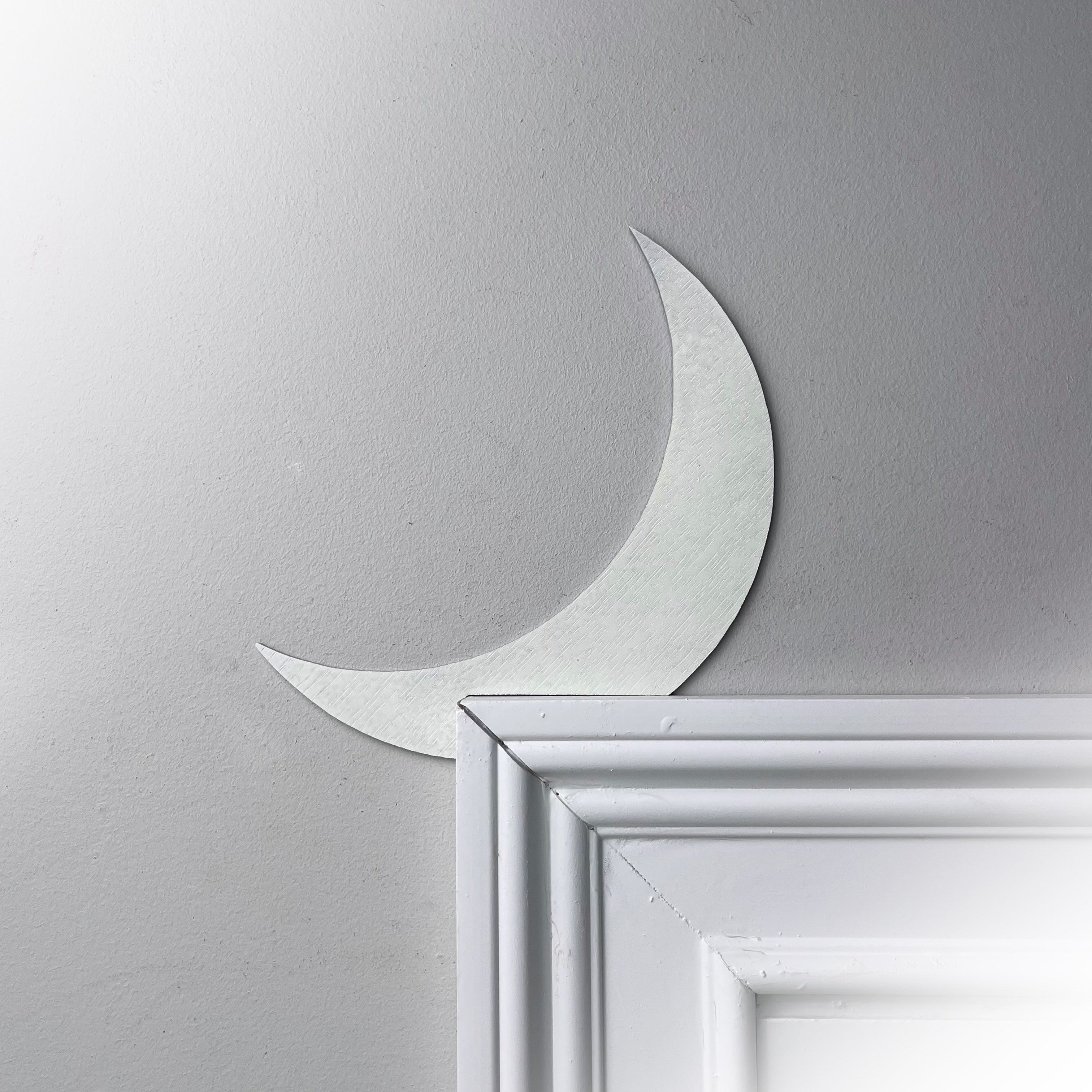 Glow in the Dark Moon Door Topper