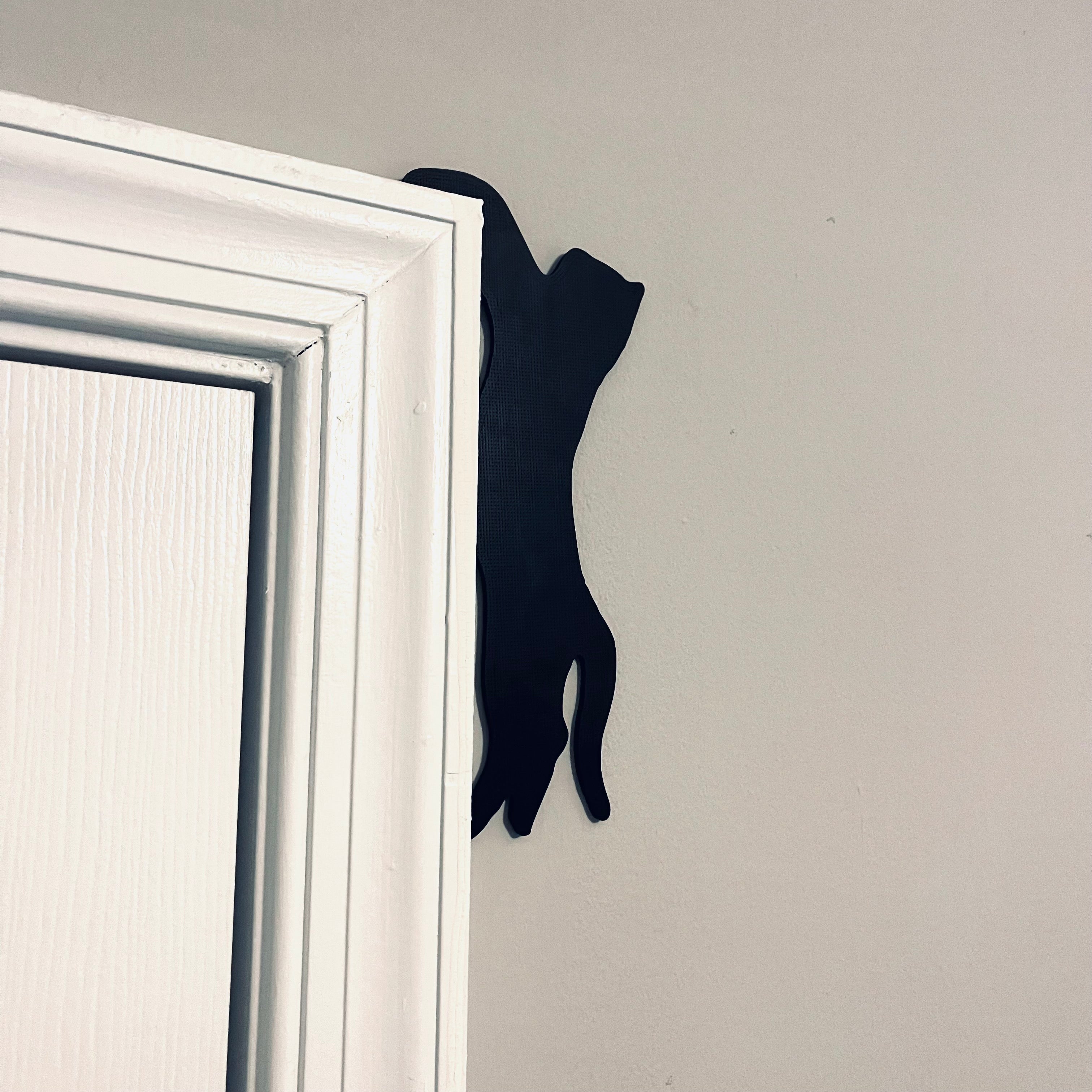 Hanging Cat Door Topper