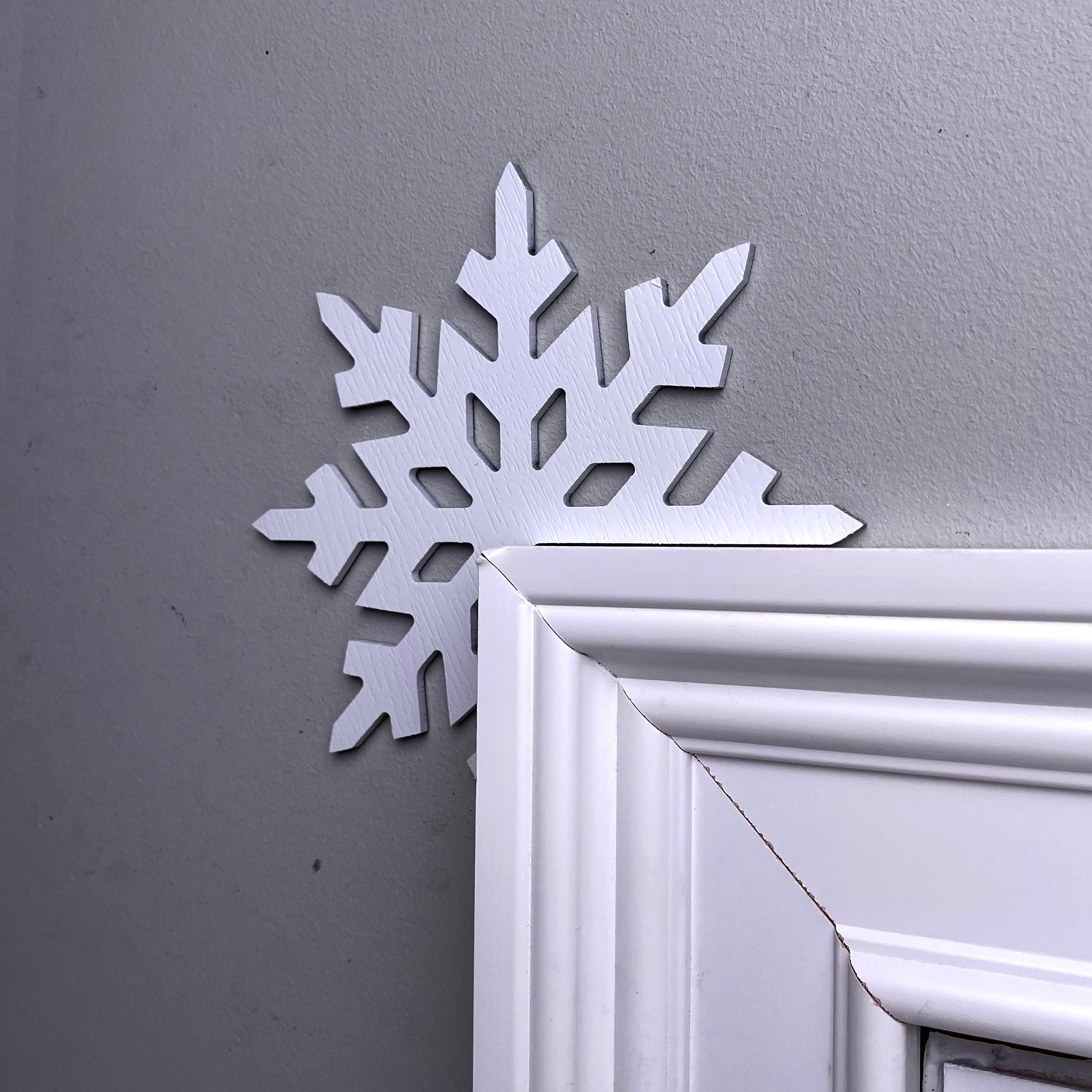 Snowflake Door Corner Sign